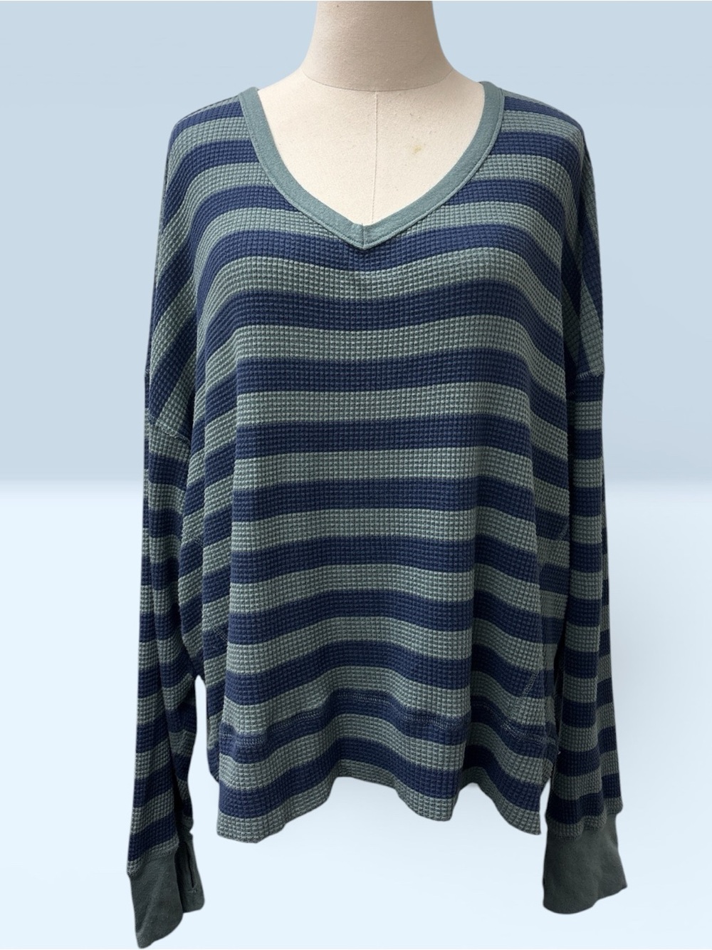 *LIKE NEW* aerie Striped V-Neck Long Sleeve Waffle Knit Top in Navy and Olive